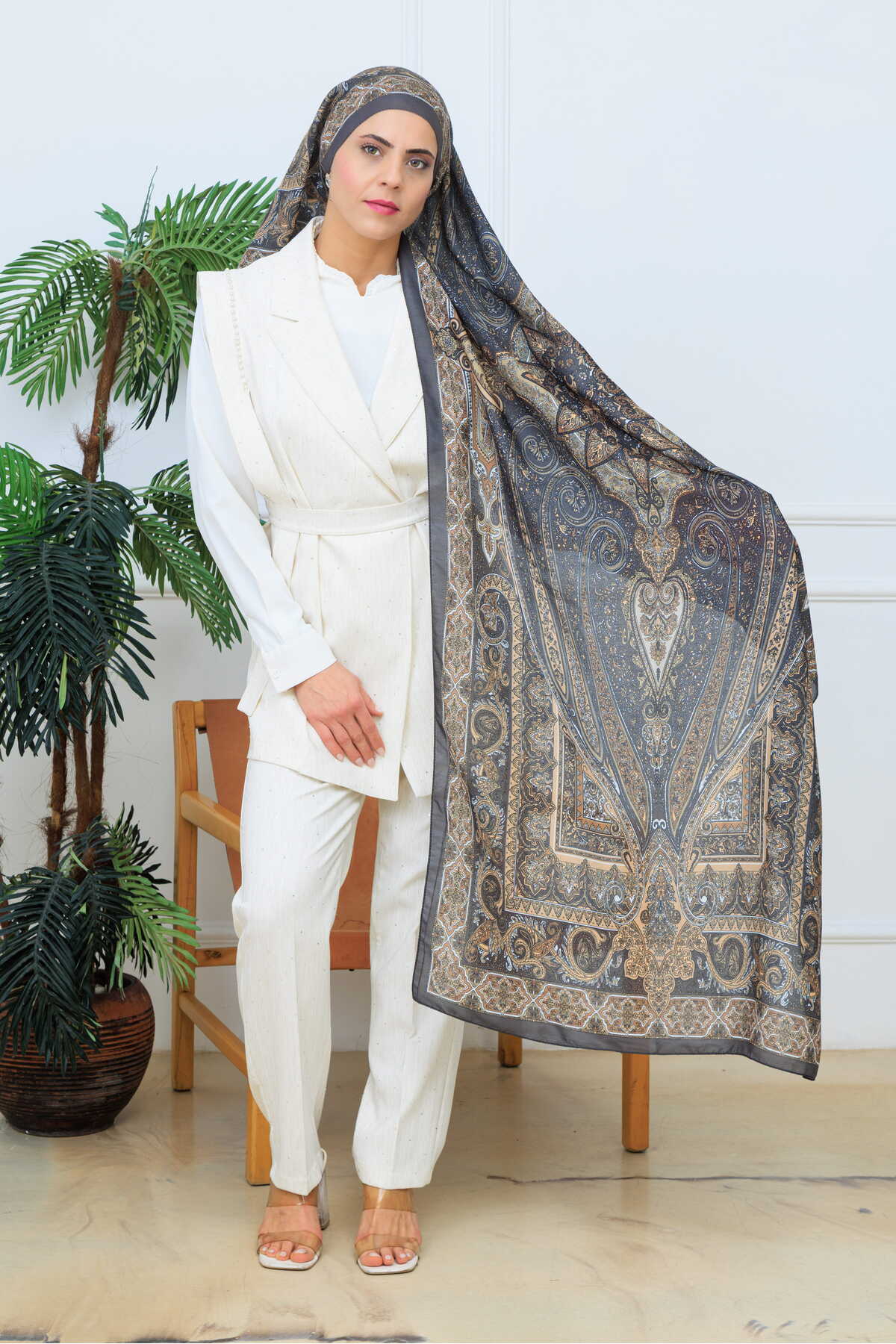 Premium Retro Etnik Desenli %100 Pamuk Şal – Günlük ve Özel Gün Kullanımına Uygun